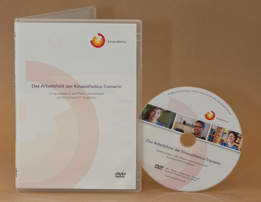 Das Arbeitsfeld der Kinaesthetics-TrainerIn DVD Das Arbeitsfeld der Kinaesthetics-TrainerIn DVD Bild anzeigen